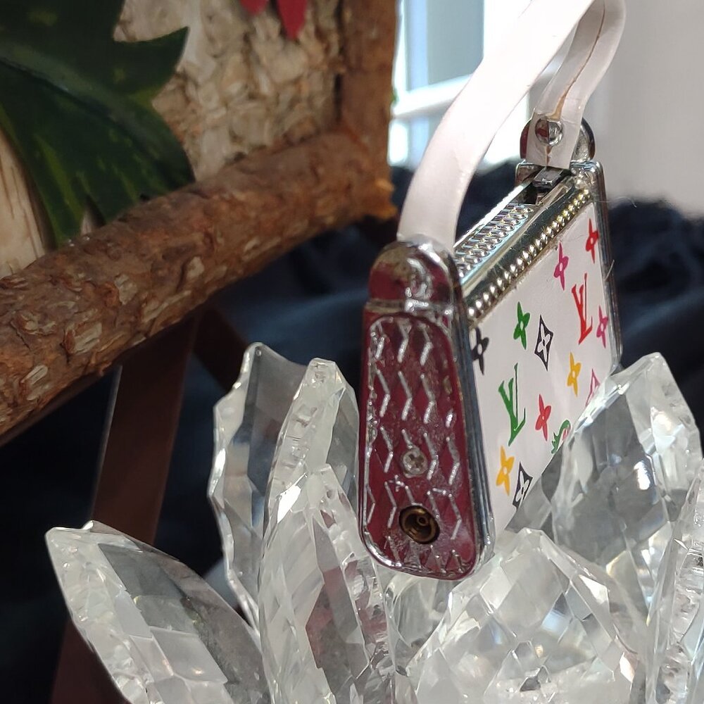 Louis Vuitton Style Miniature Lighter / Purse - Picture 3 of 8